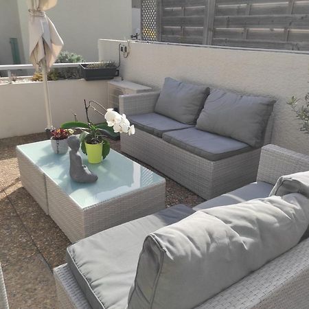 Appartamento 2 pièces avec grande terrasse La Ciotat Esterno foto