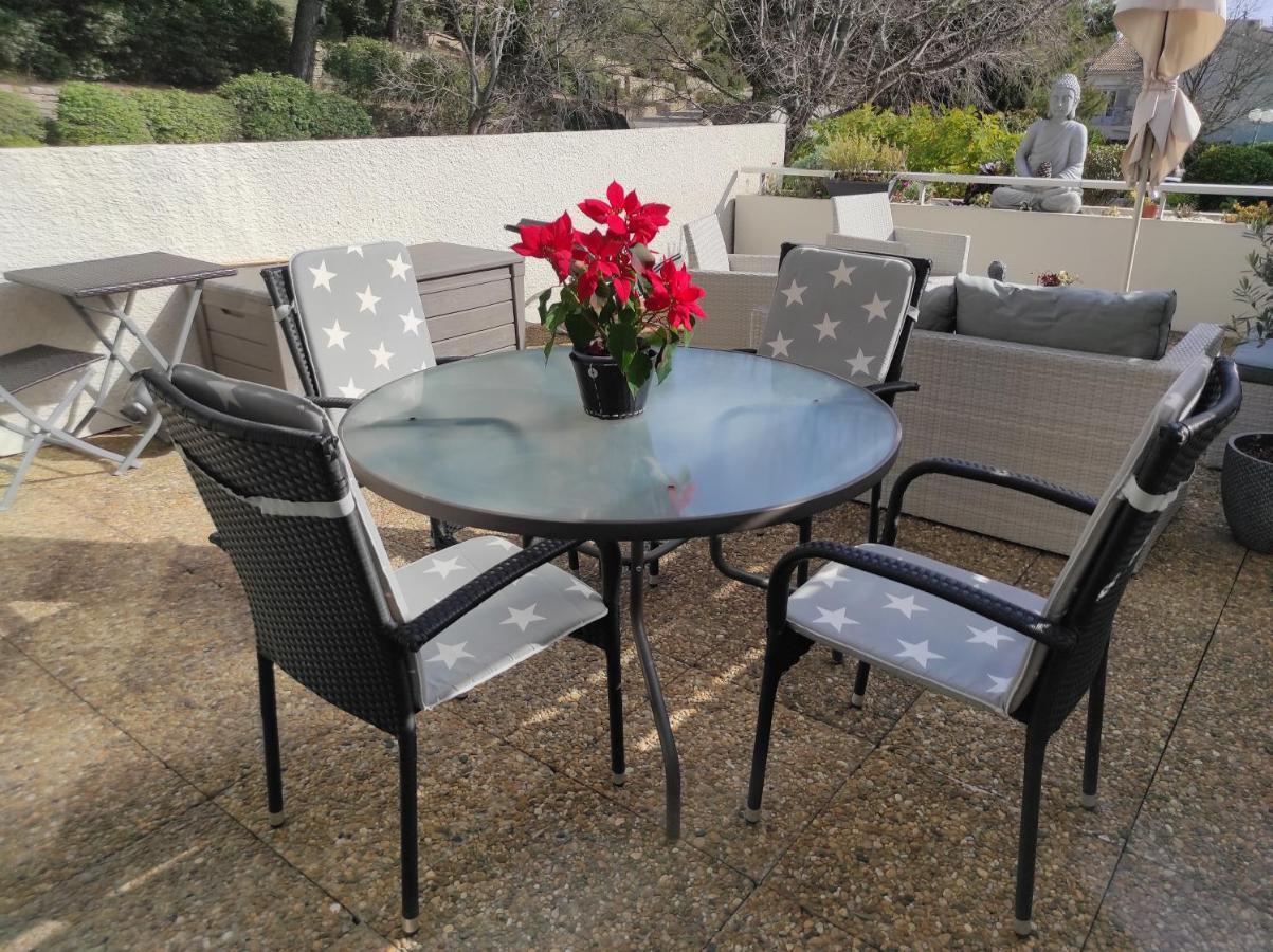 Appartamento 2 pièces avec grande terrasse La Ciotat Esterno foto