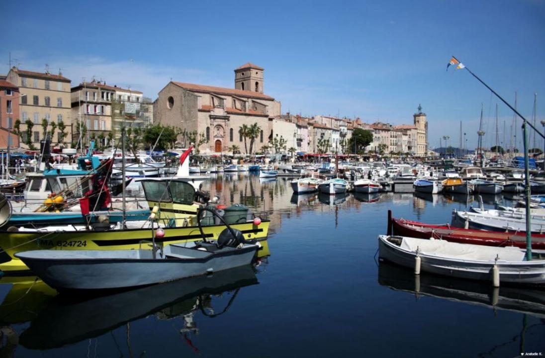 Appartamento 2 pièces avec grande terrasse La Ciotat Esterno foto
